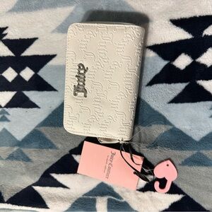Juicy Couture White Embossed Zip Wallet